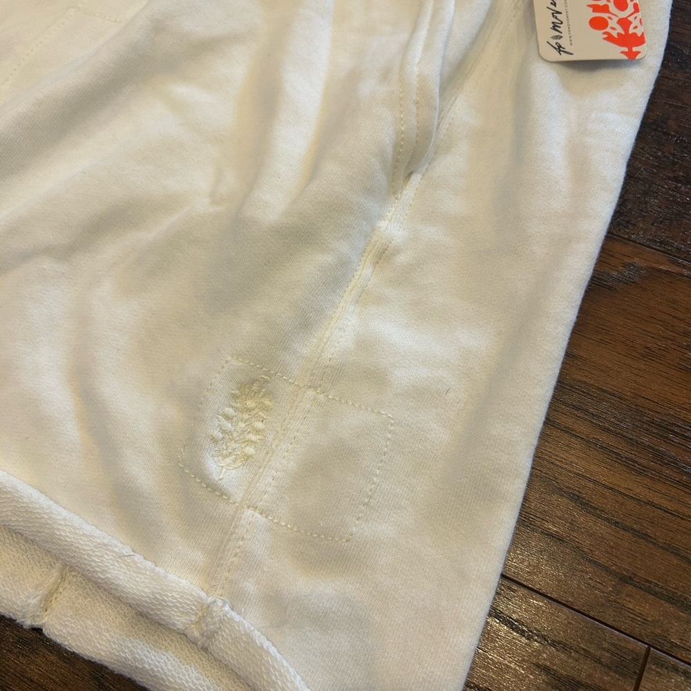 NWT FP Free People Movement Women’s All Star shorts - white - Medium - Picture 4 of 9